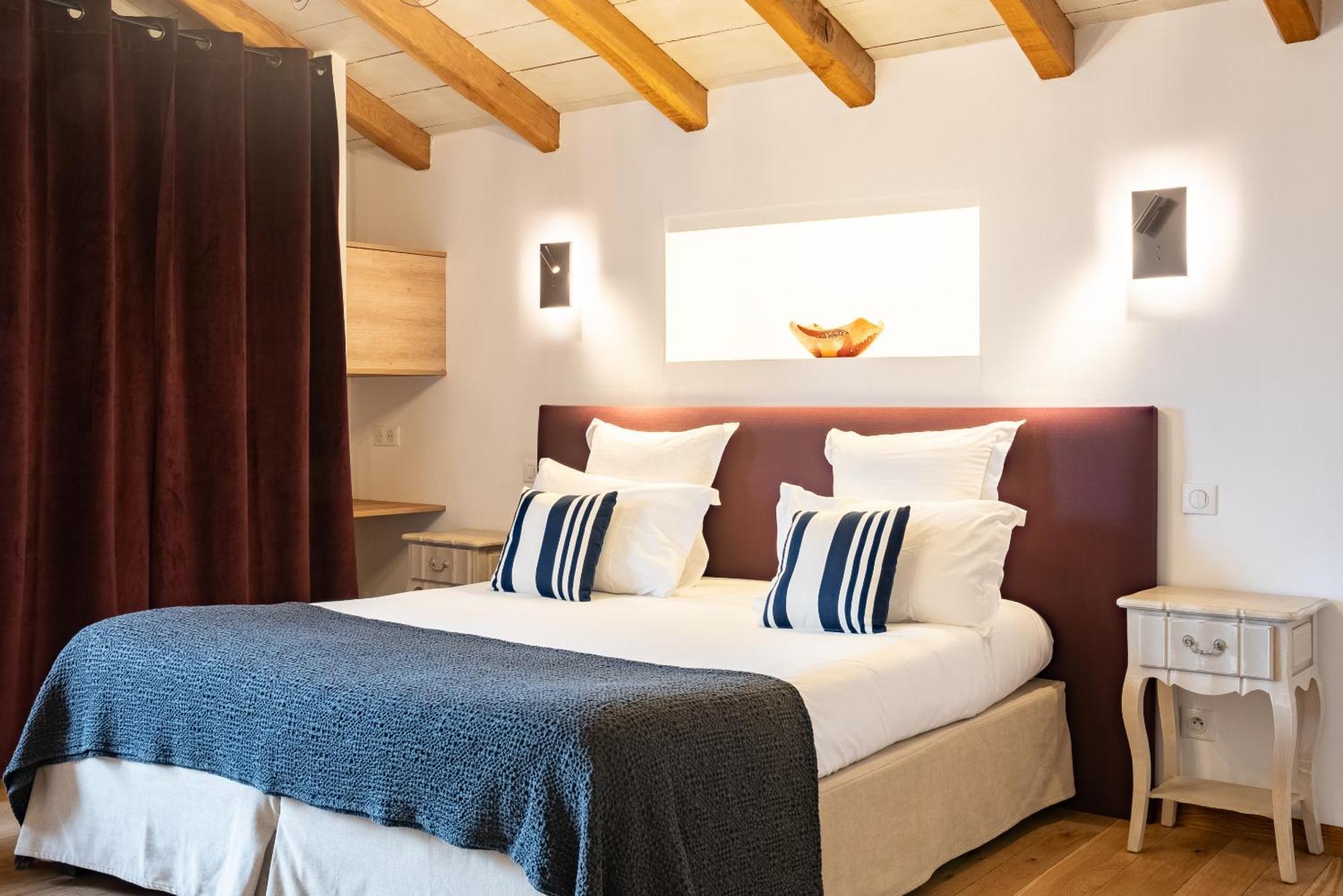 Hotel Restaurant & Spa La Maison Oppoca Ainhoa Bilik gambar