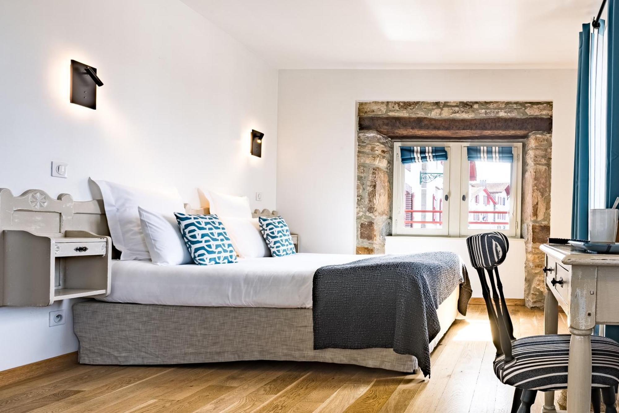 Hotel Restaurant & Spa La Maison Oppoca Ainhoa Bilik gambar